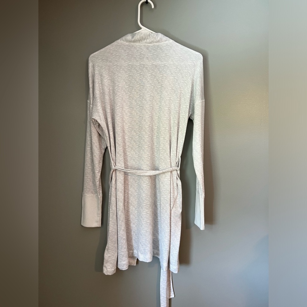 Jaclyn Intimates Grey Robe - size (S) - Picture 3 of 6